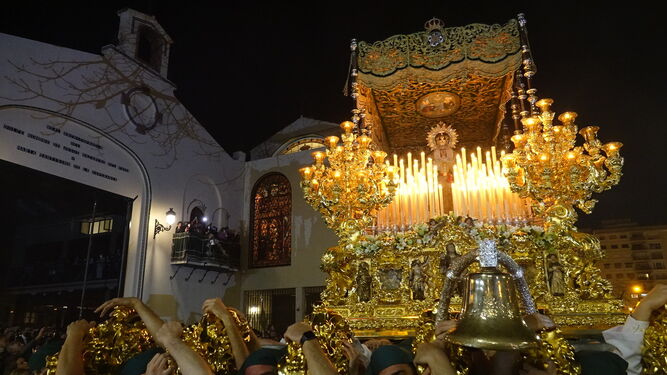 Salida de la Cofradía de la Esperanza- Semana Santa de Málaga